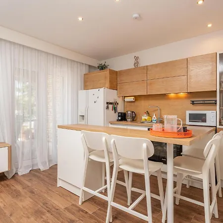 Apartman Awesome In Biograd With Wifi Biograd na Moru